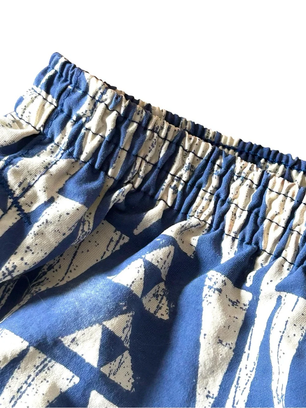 PATAGONIA Mens White Blue Baggies Adult Sz M Tribal Aztec Geometric Print Lined